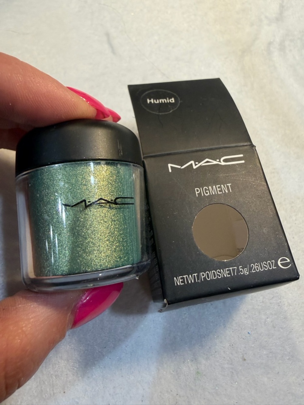 MAC Cosmetics Pigment in Humid NEW